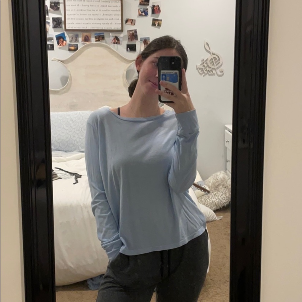 American Eagle Longsleeve